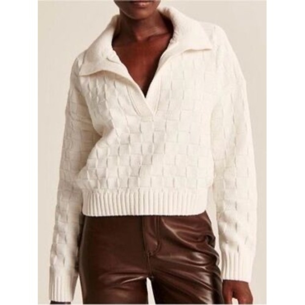 Abercrombie & Fitch Women Cream Checkered Knit Polo Sweater Size S